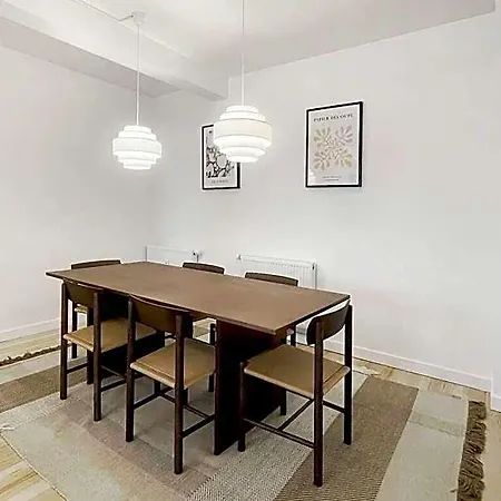 Family-friendly 3br Retreat Rezydencja